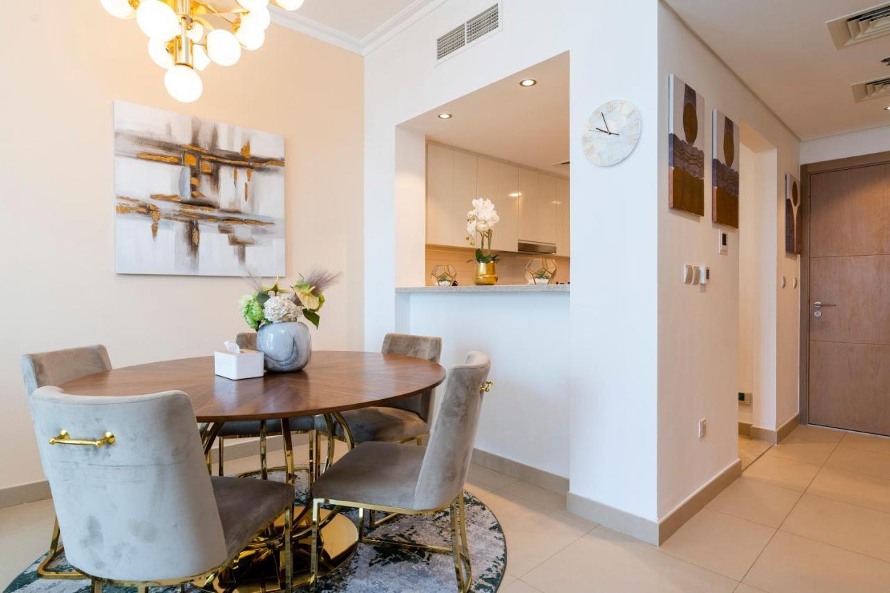 Prestige Living 1Br With Full Burj Khalifa View By Auberge دبي المظهر الخارجي الصورة